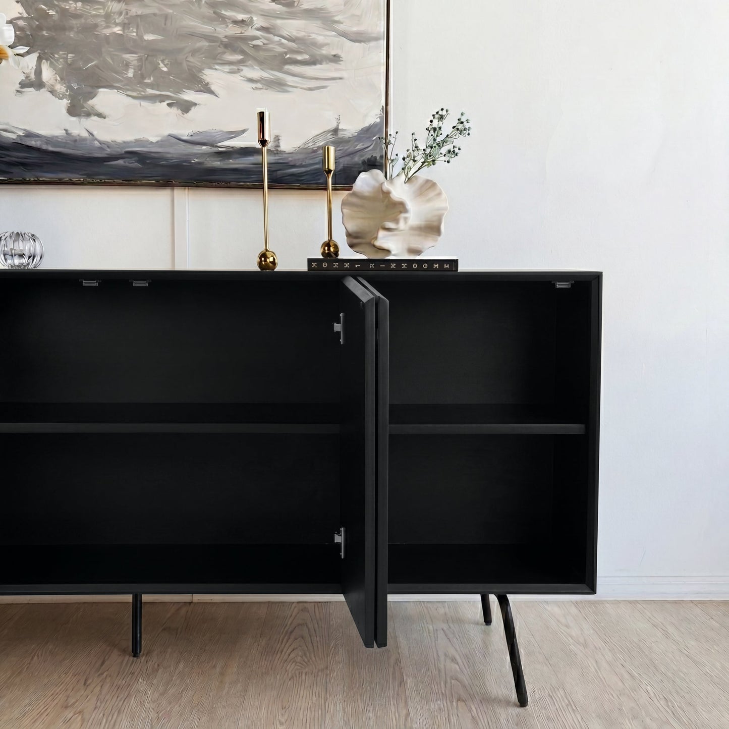 VEIL Sideboard 4 Doors