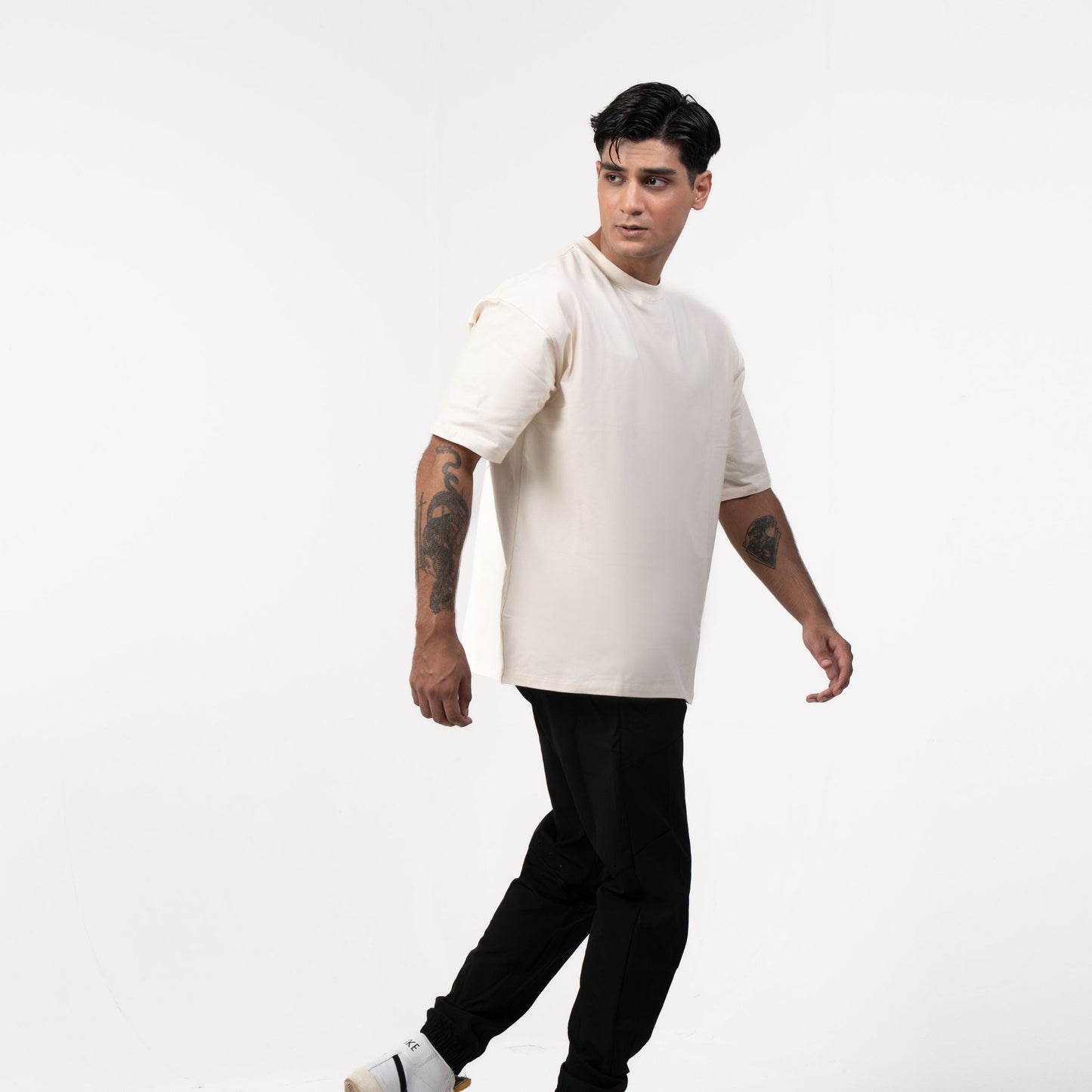 WOLFMODE_77 OVERSIZED TEE — BONE DUST