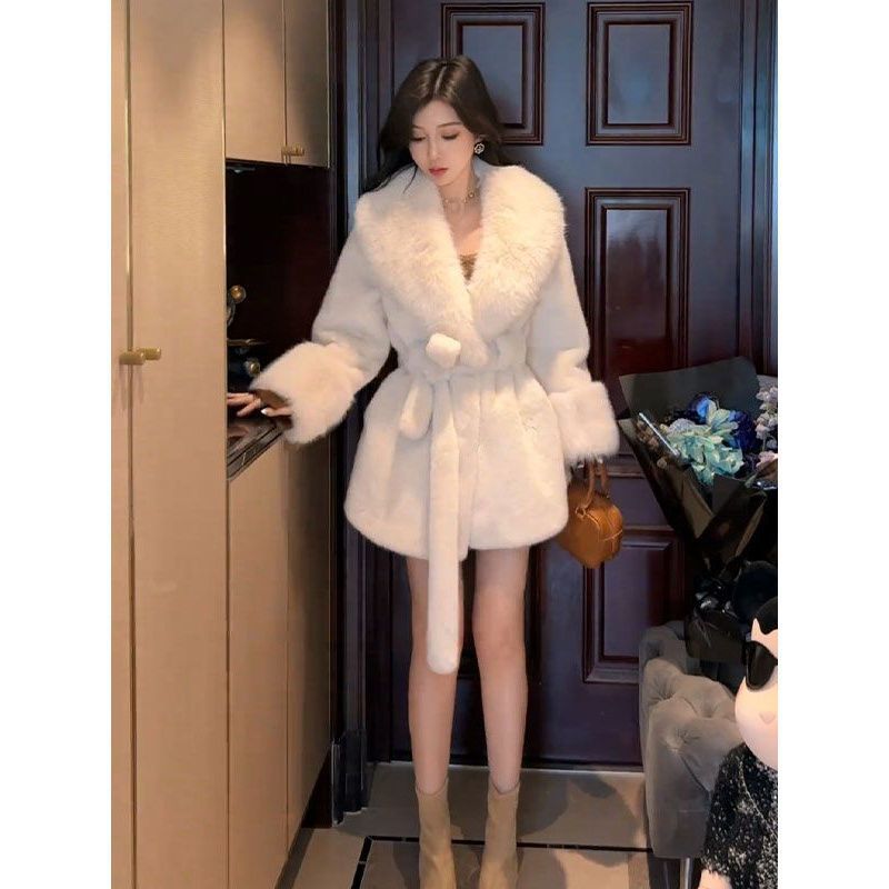 Women’s Mid-Length Faux Fur Coat with Large Fur Collar & Belt – Elegant Winter Wrap Coat