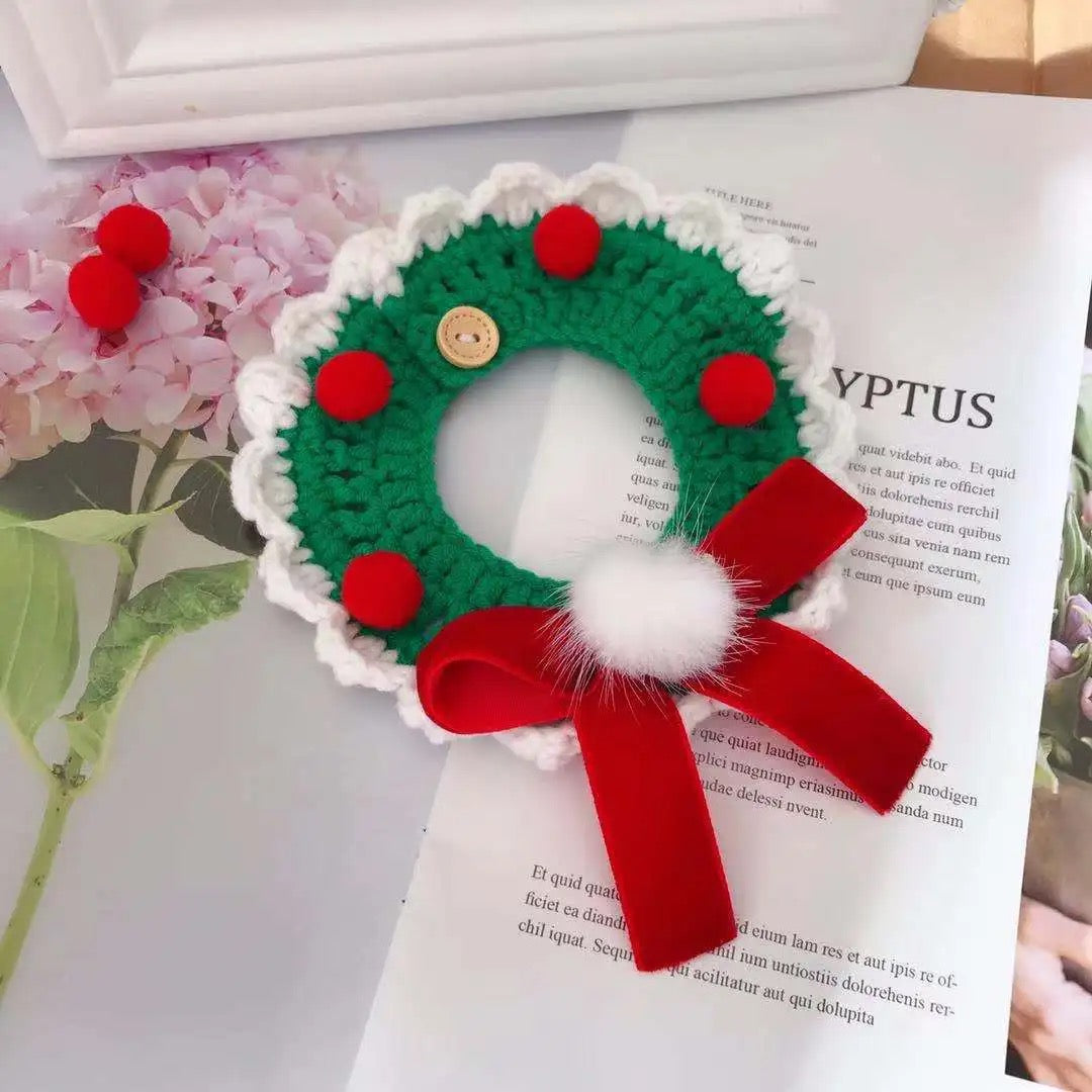 Christmas Wreath Bandana for Dogs – Festive Dog Bandana Accessory