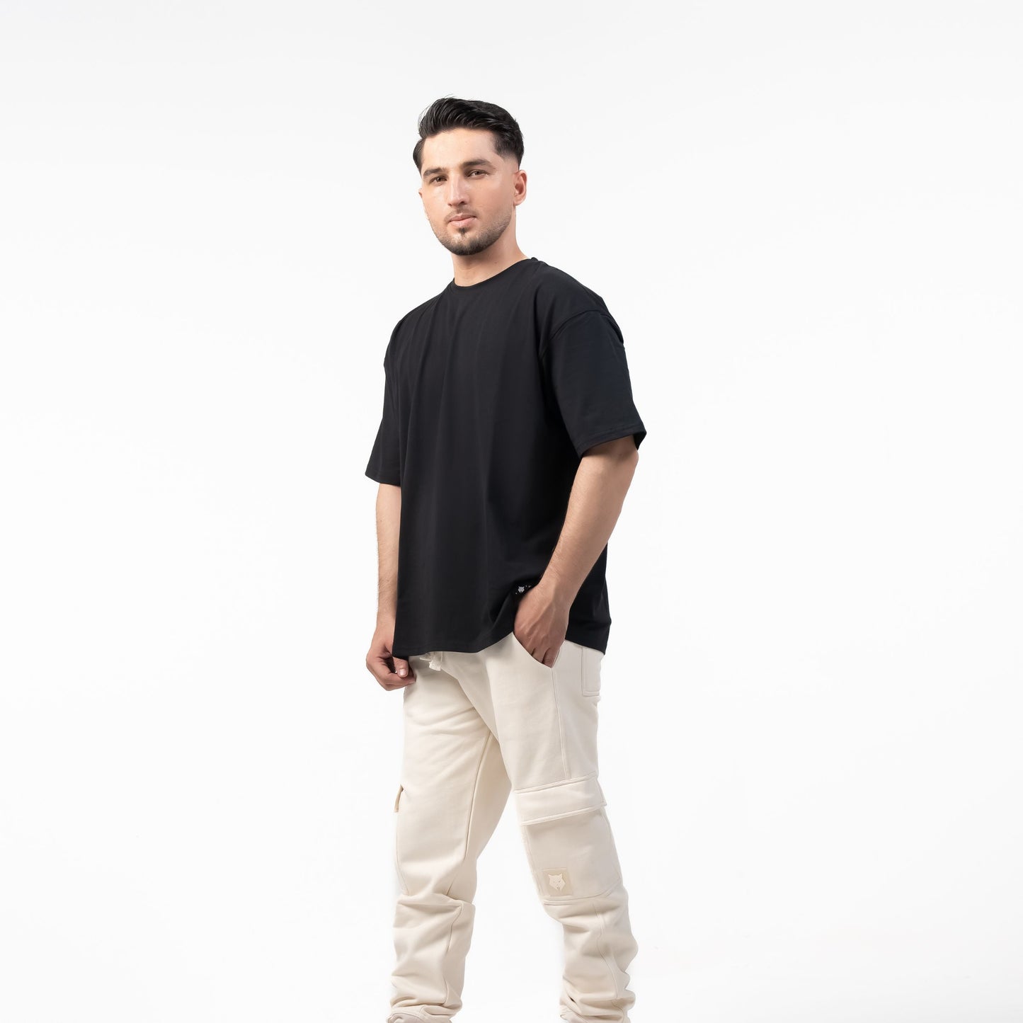 WOLFMODE_77 OVERSIZED TEE — WAR BLACK