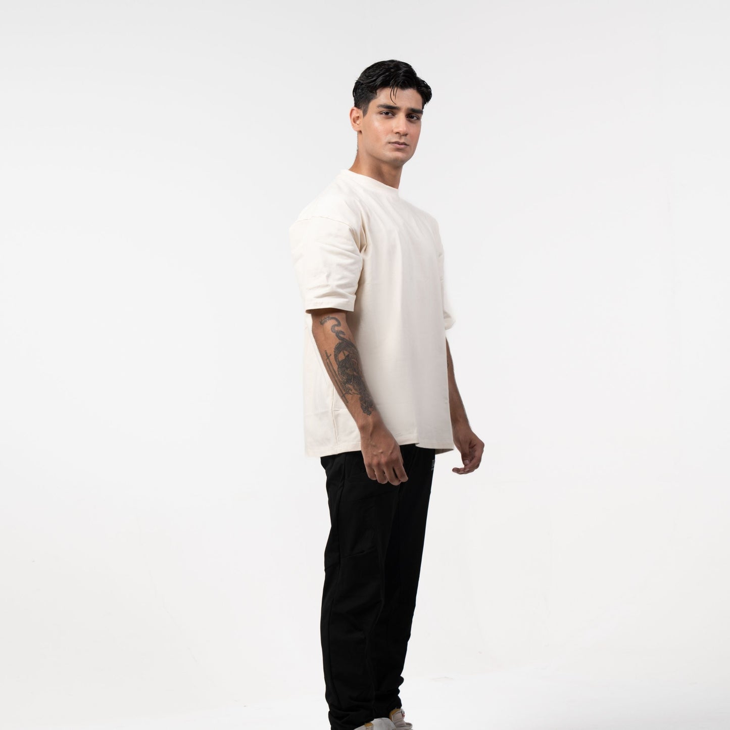 WOLFMODE_77 OVERSIZED TEE — BONE DUST