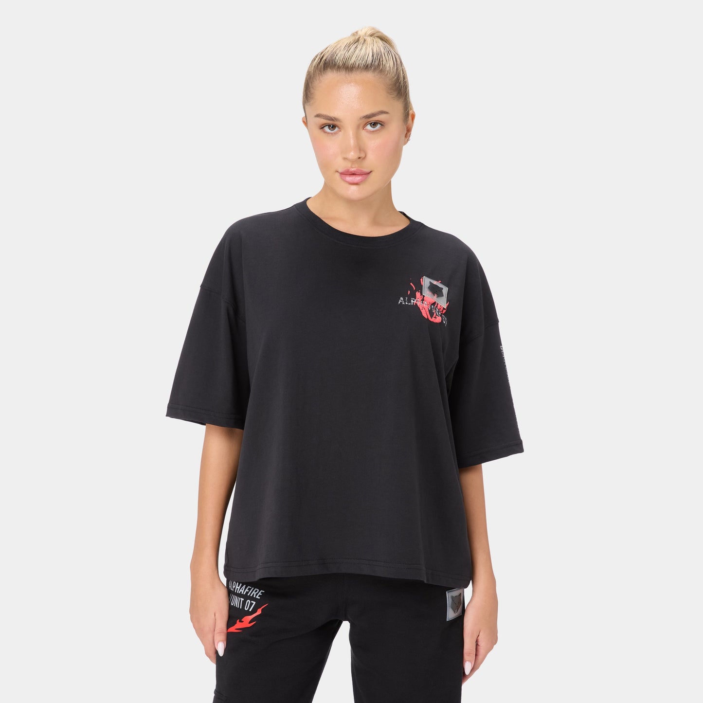 ALPHAFIRE OVERSIZED T-SHIRT — WAR BLACK
