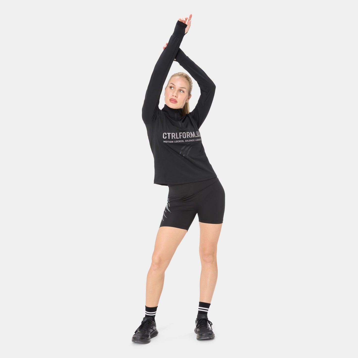 CTRLFORM_02 HALF ZIP — WAR BLACK