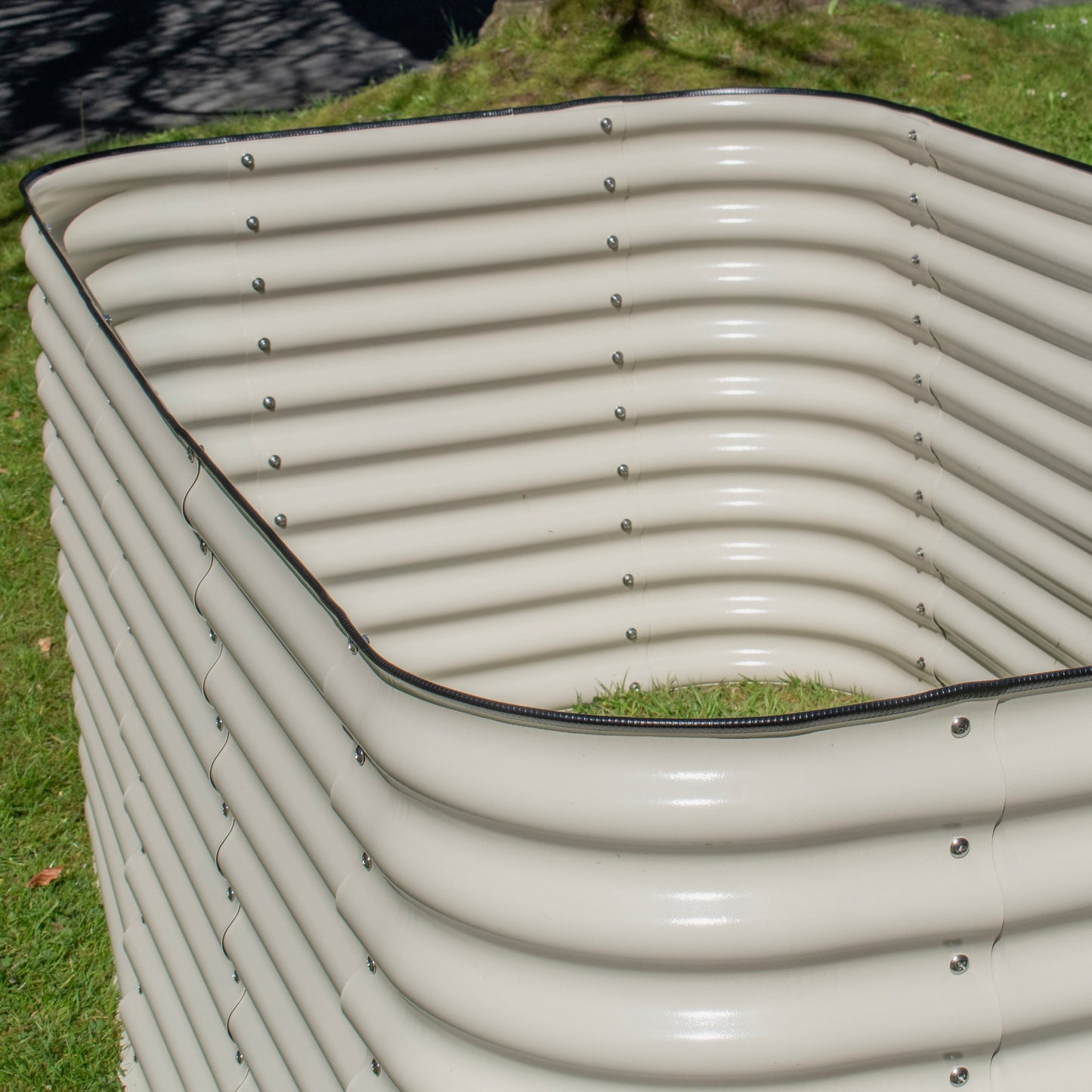 32" Tall Garden Bed Kit 9 in 1