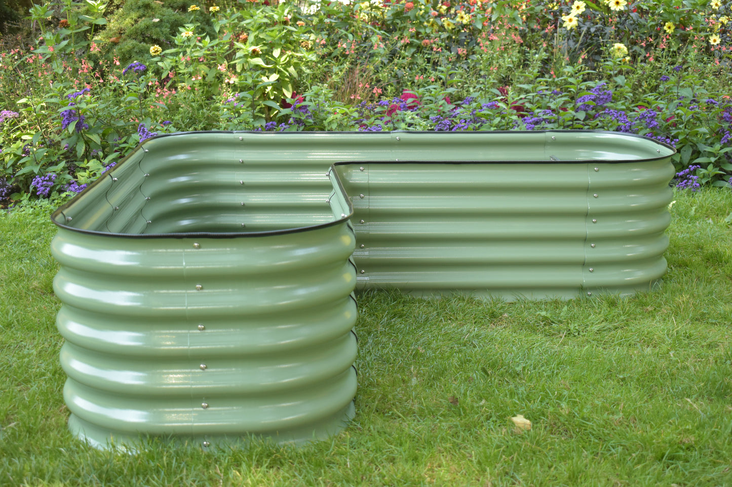 17" Tall L-Shape Garden Bed Kit
