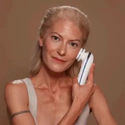 Lumo⁺ + Phoenix: Professional-Grade Skin Tightening and Lifting Duo
