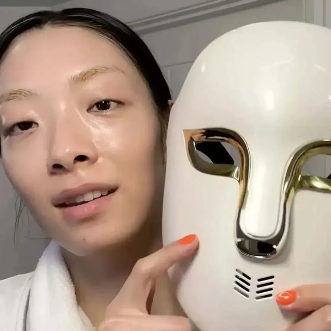 EvenSkyn® Mirage: Professional LED Phototherapy Face Mask