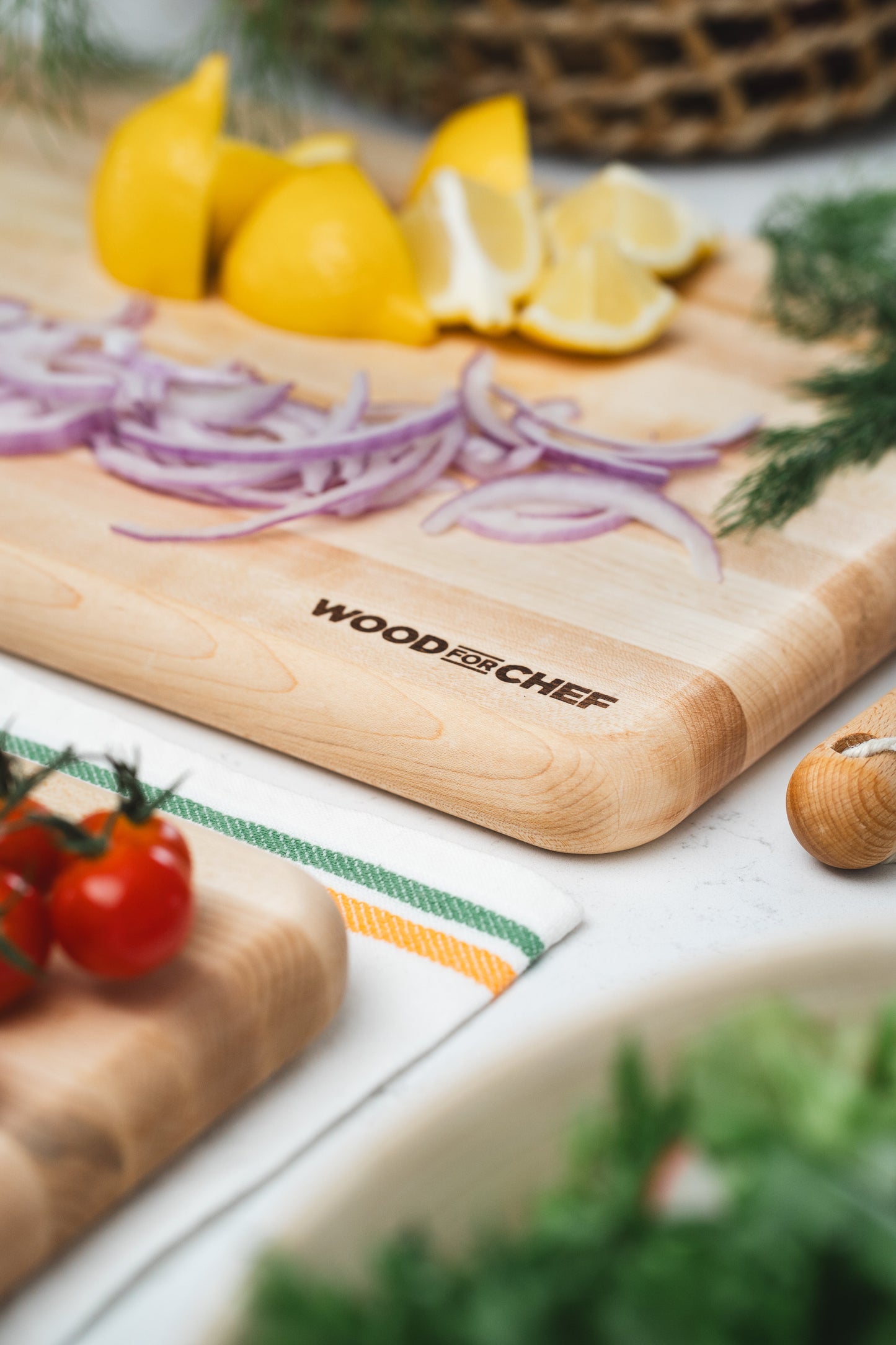 Mizu Cutting Board