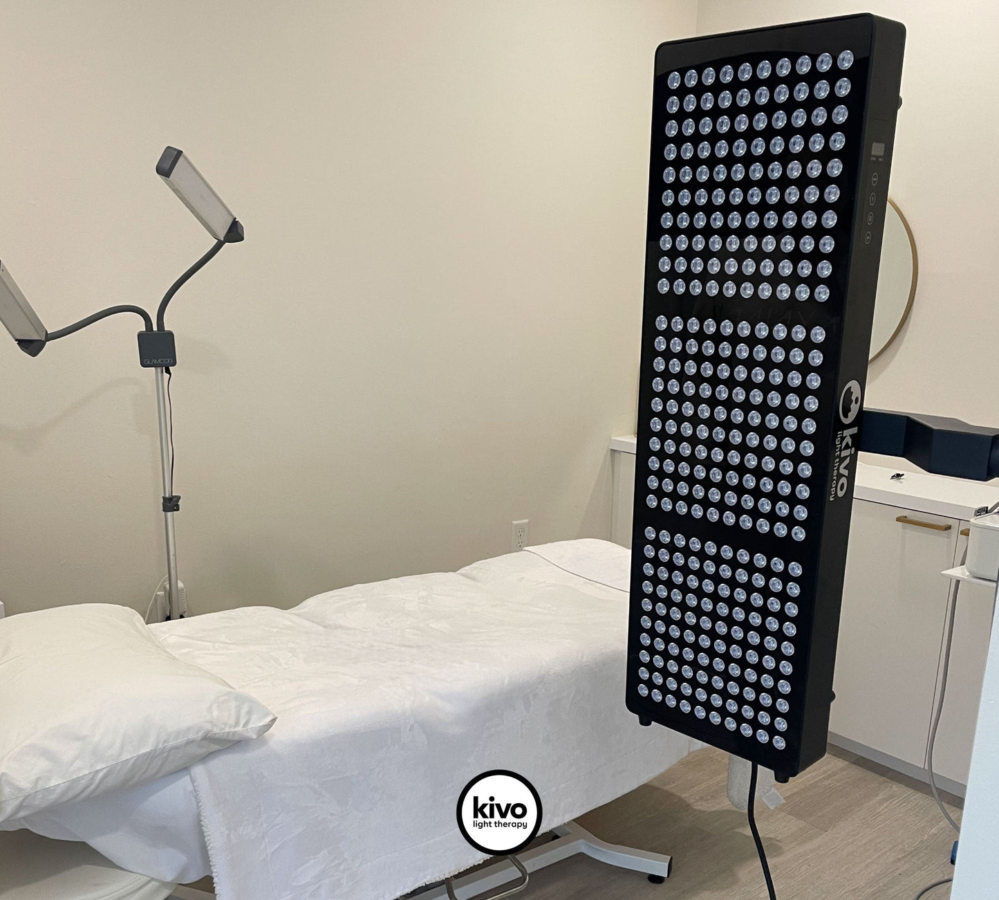 Kivo THREE-MAX Pro: Premium Large Red Light Therapy Panel