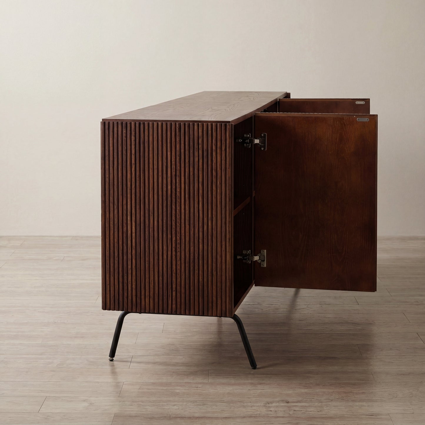VEIL Sideboard  4 Doors